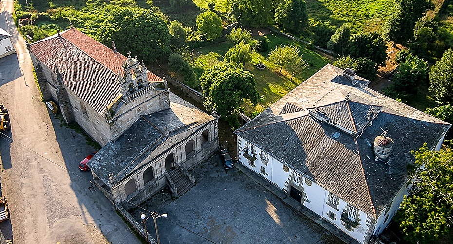 Iglesia de Vilabade en Castroverde, monumento gótico-renacentista del siglo XV declarado Bien de Interés Cultural